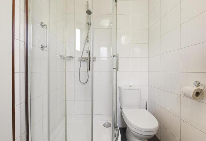 بانگلوی استاندارد, Summio Vakantiepark Reevallis