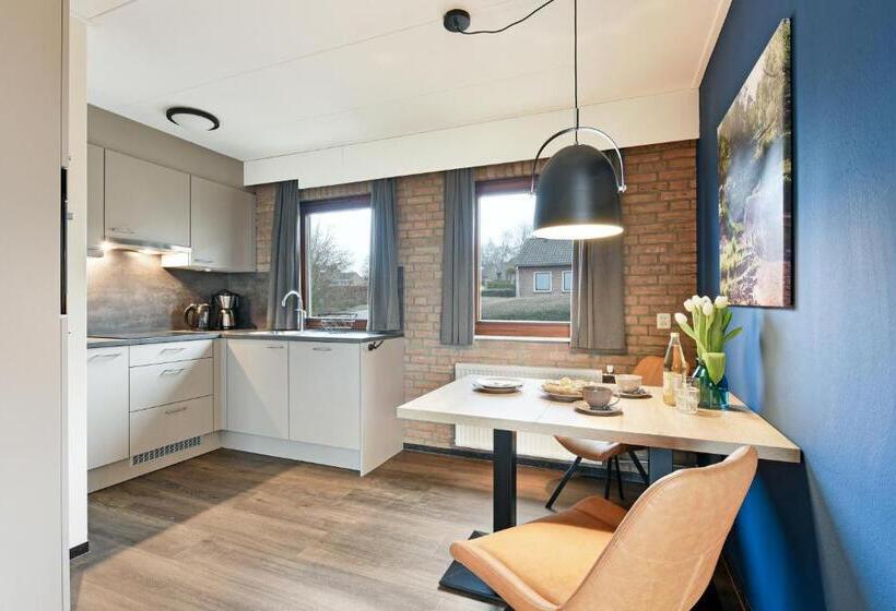 بانگلوی استاندارد, Summio Vakantiepark Reevallis