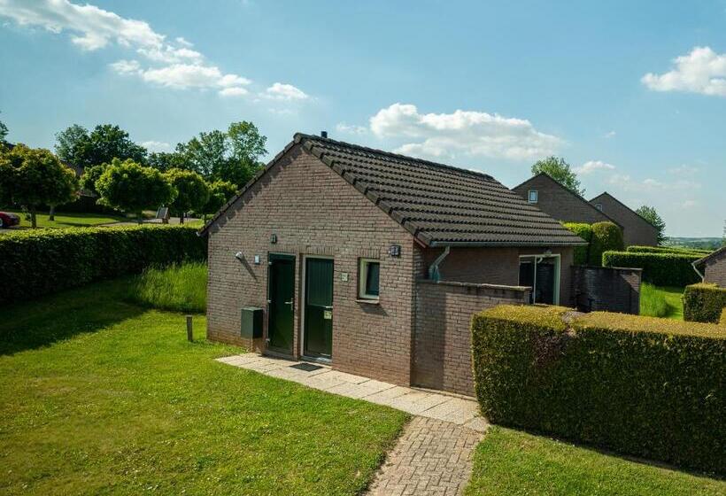 بانگلوی استاندارد, Summio Vakantiepark Reevallis