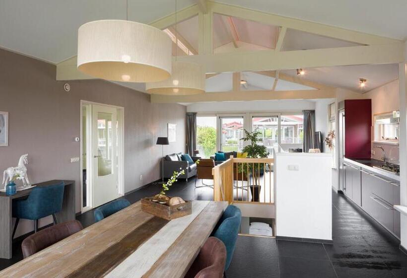 Бунгало Стандарт 3 Спальни, Summio Waterpark Zwartkruis