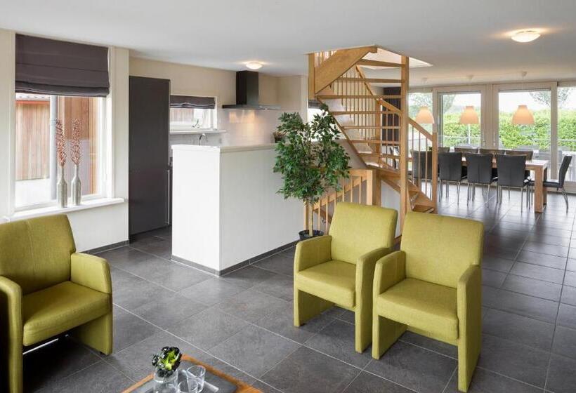 Семейное Бунгало, Summio Waterpark Zwartkruis