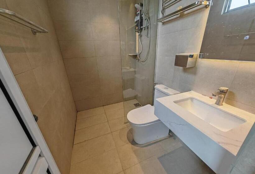 带大床的豪华间, V Boutique Hotel Seremban