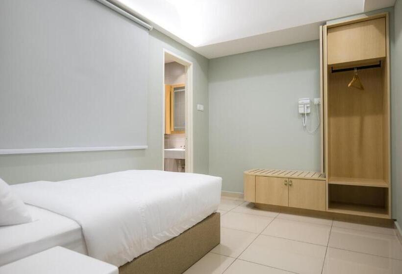 Люкс, Zenstay Sdn Bhd