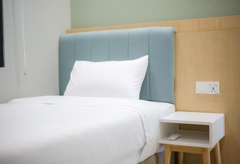Люкс Повышенной Комфортности, Zenstay Sdn Bhd