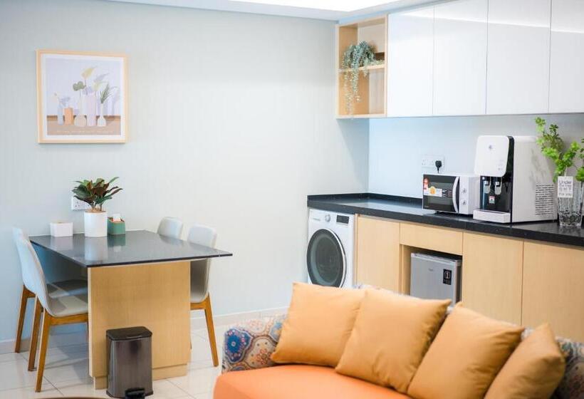 Студия Deluxe, Zenstay Sdn Bhd