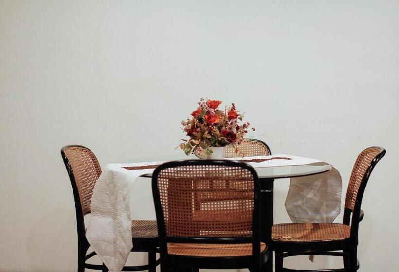 דירת חדר נוף לבריכה, 101 Resort & Spa, Janda Baik