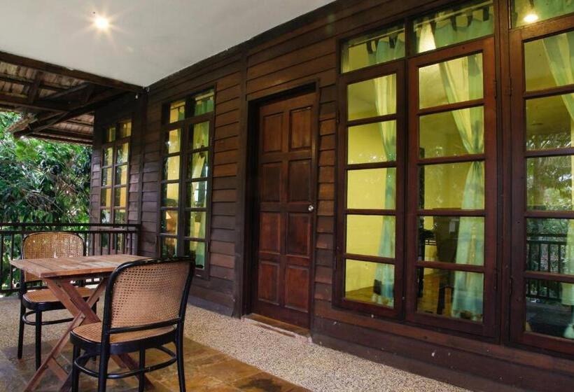 דירת חדר נוף לבריכה, 101 Resort & Spa, Janda Baik