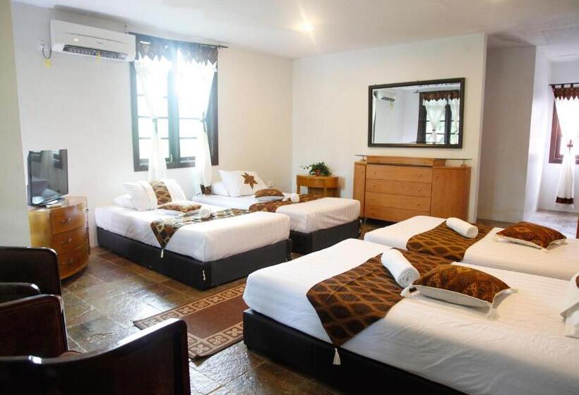 Четырехместный Номер Стандарт, 101 Resort & Spa, Janda Baik