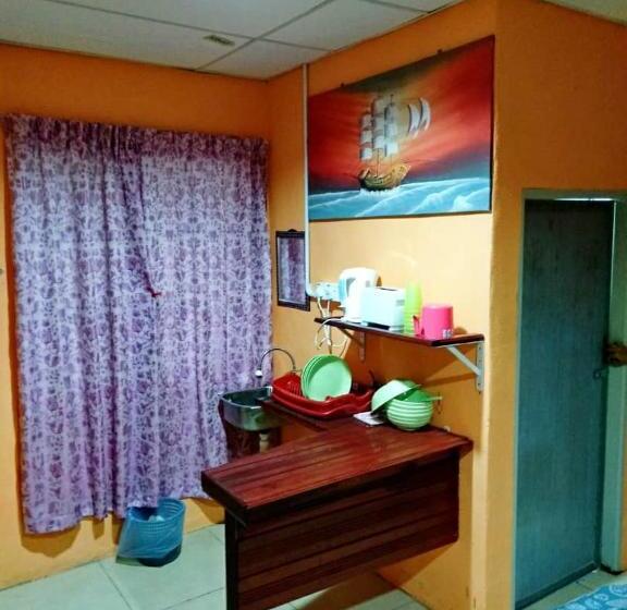 غرفة ديلوكس عائلية, Ayah Perhentian