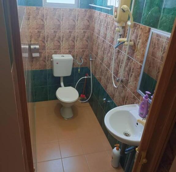 Chambre Quadruple Standard, Langkap 冷甲酒店