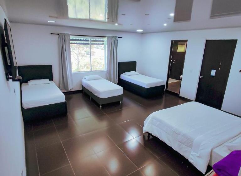 패밀리 룸 산 전망, Ocaso Marinilla