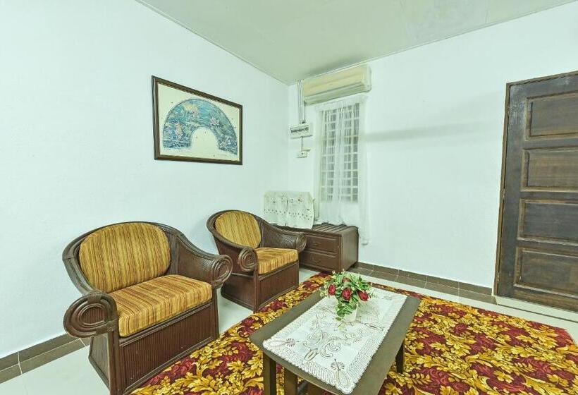 Апартаменты 2 Спальни, Oyo Home 90692 Tok Babah Village Homestay