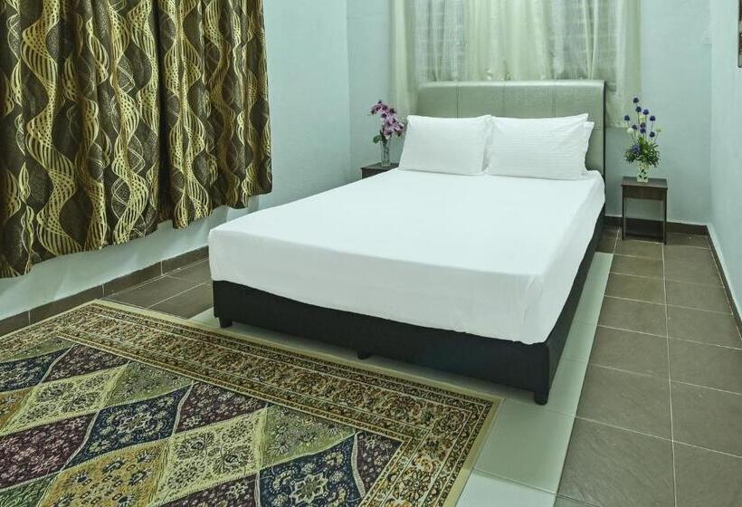 Апартаменты 2 Спальни, Oyo Home 90692 Tok Babah Village Homestay