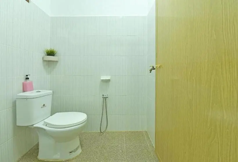 Standard-huone Puutarhanäkymä, Oyo Home 90692 Tok Babah Village Homestay