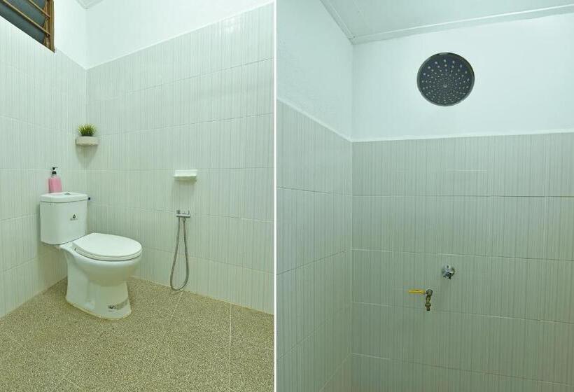 Номер Стандарт Вид на Сад, Oyo Home 90692 Tok Babah Village Homestay