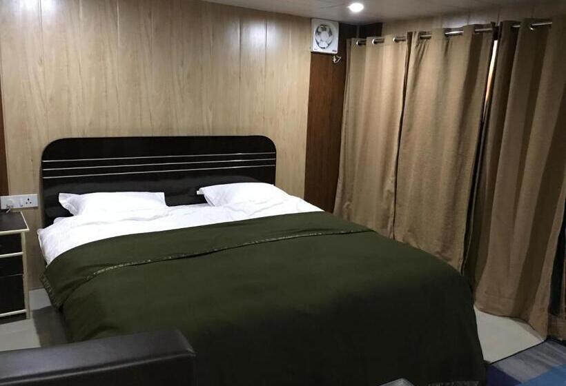 스탠다드 룸 산 전망, Rmbs Resort Pvt Ltd