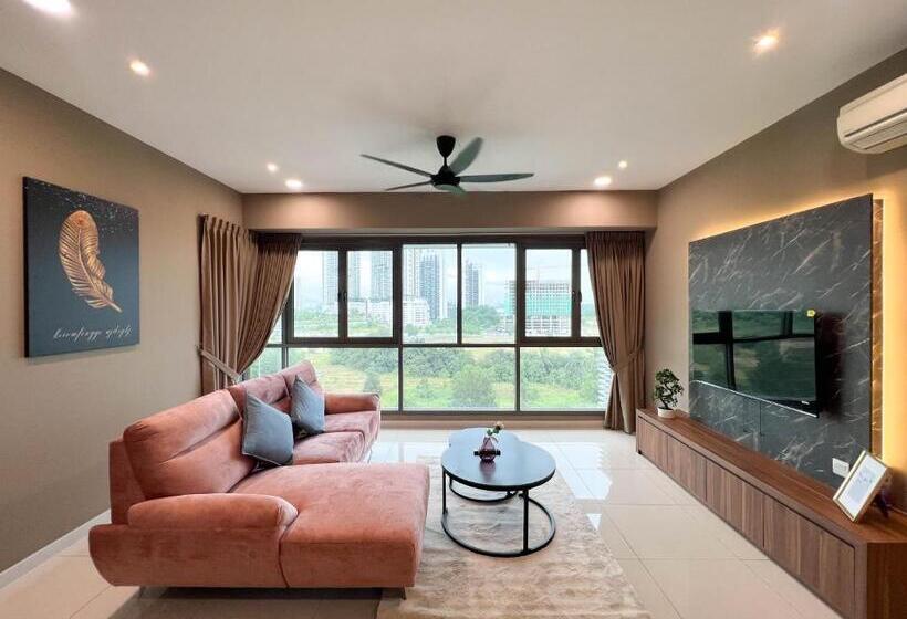 Номер Стандарт, Iskandar Residence @ Uha