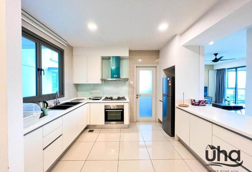 חדר סטנדרט לשלושה, Iskandar Residence @ Uha