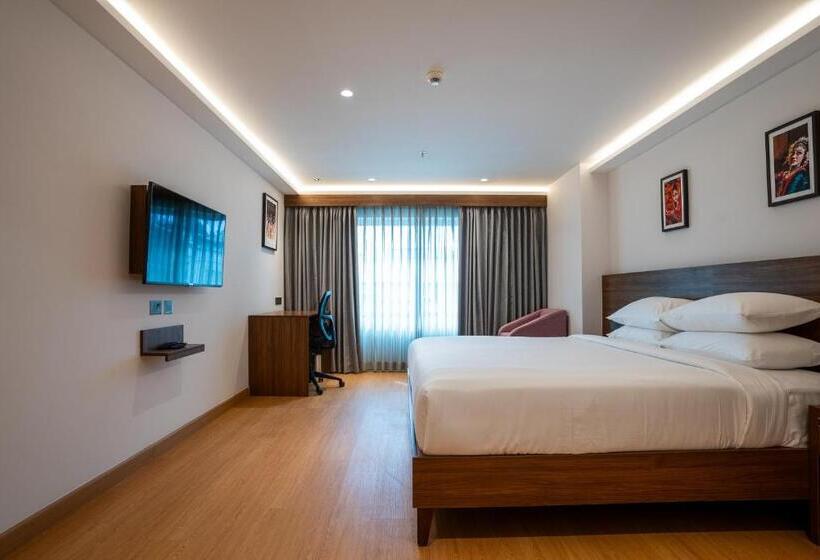 Номер Executive Кровать Кинг, Lilac Hotel Guruvayur