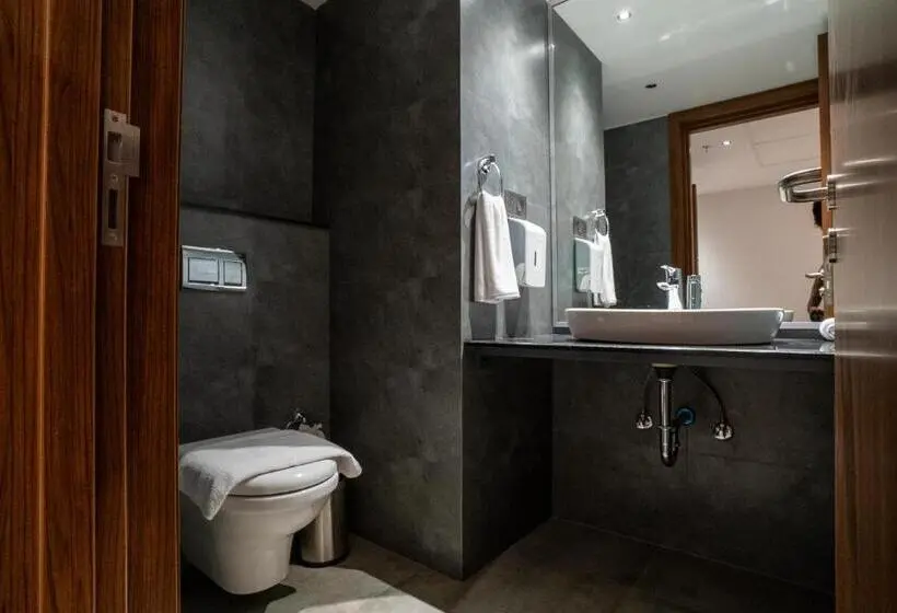 スイート, Lilac Hotel Guruvayur