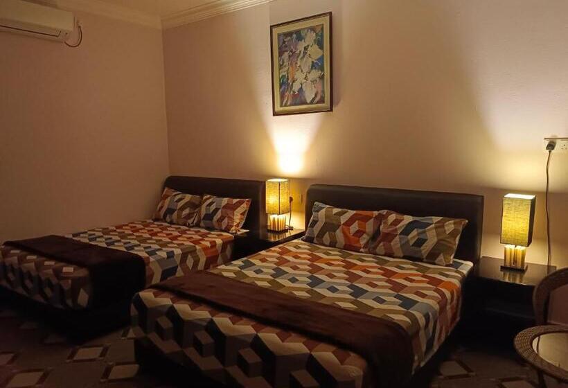 패밀리 룸, Alfa Roomstay