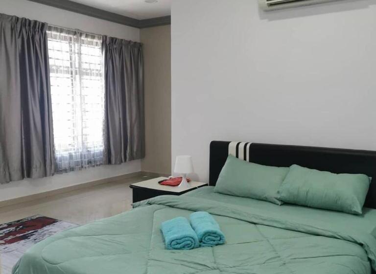 إستوديو قياسى, Ourstay Nadi Kota