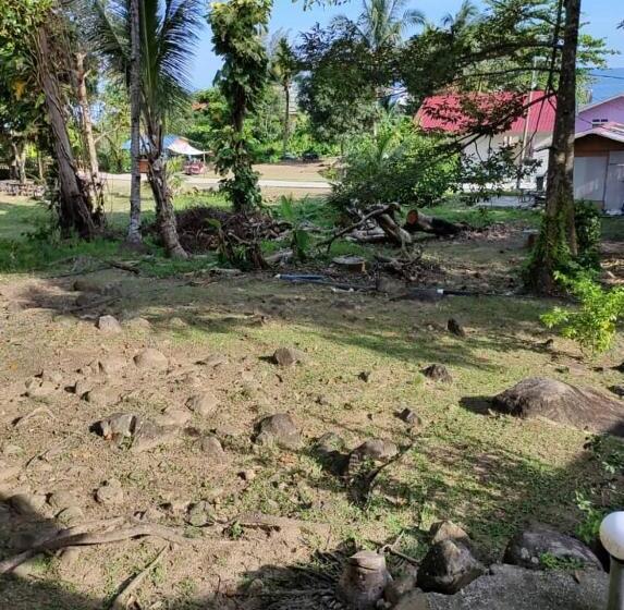 בקתת חדר, Mukut Coral Chalet
