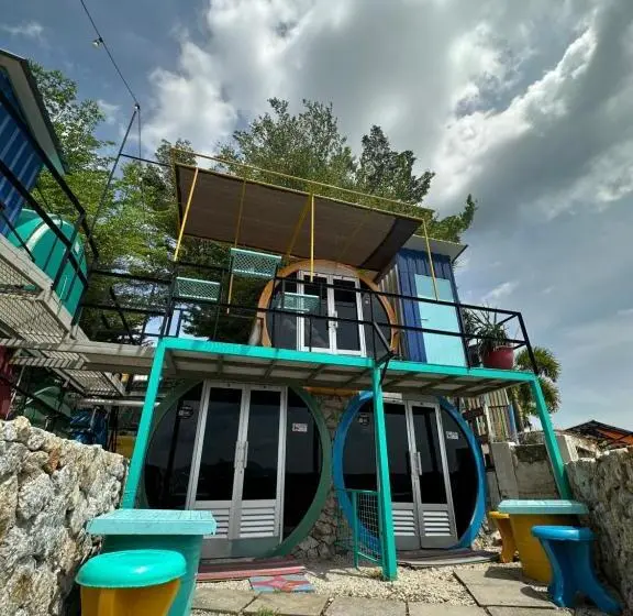 اتاق استاندارد با چشمانداز دریا, Tubotel