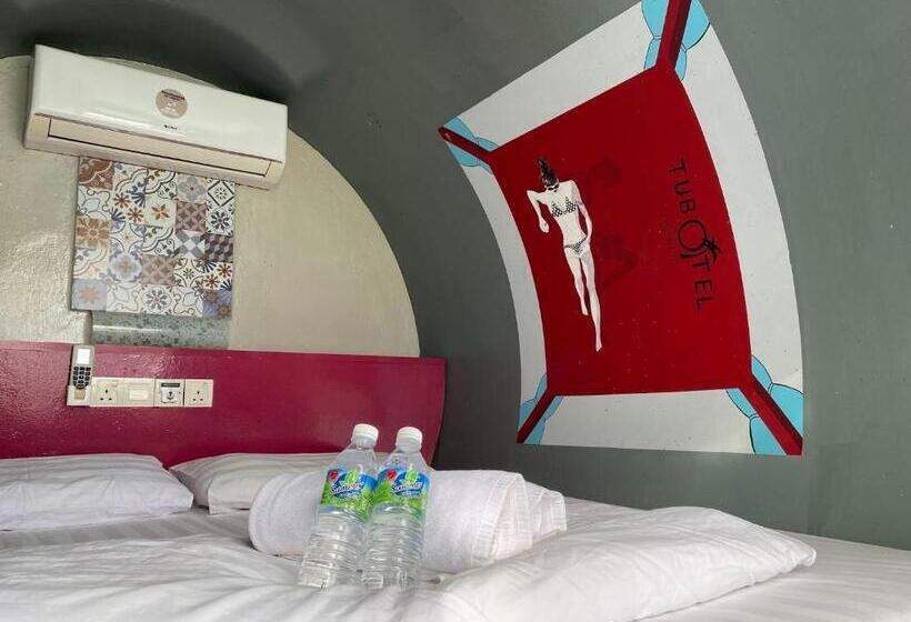 اتاق استاندارد با چشم‌انداز دریا, Tubotel