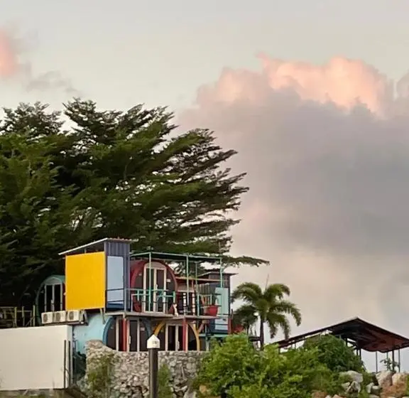 اتاق استاندارد با بالکن و چشمانداز دریا, Tubotel