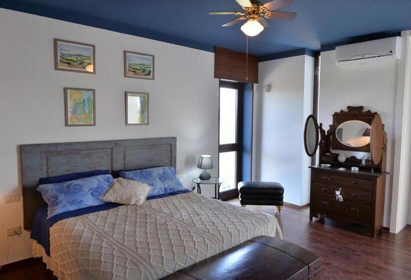 اتاق لوکس سه تخته, Charme Natural B&b