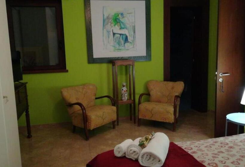 اتاق استاندارد چهار تخته, Charme Natural B&b