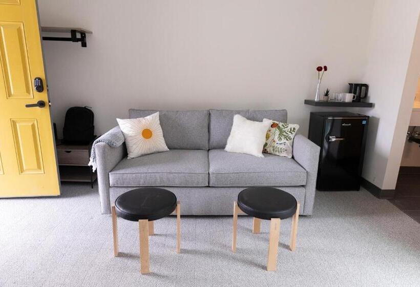 스탠다드 룸 킹사이즈 침대, East Rock Inn