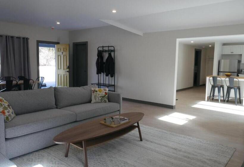 ２ベッドルームアパートメント, East Rock Inn