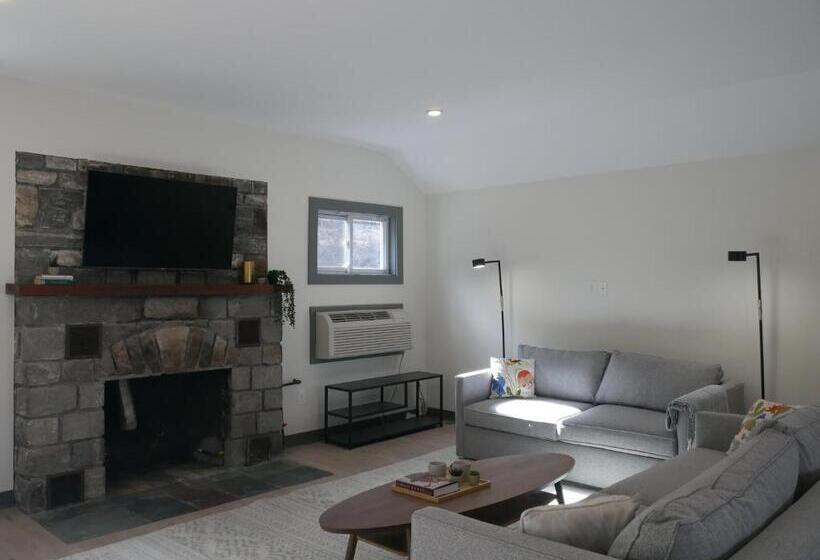 Апартаменты 2 Спальни, East Rock Inn