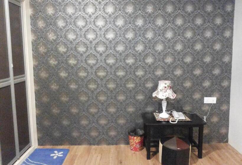 غرفة ديلوكس, Binkhaled