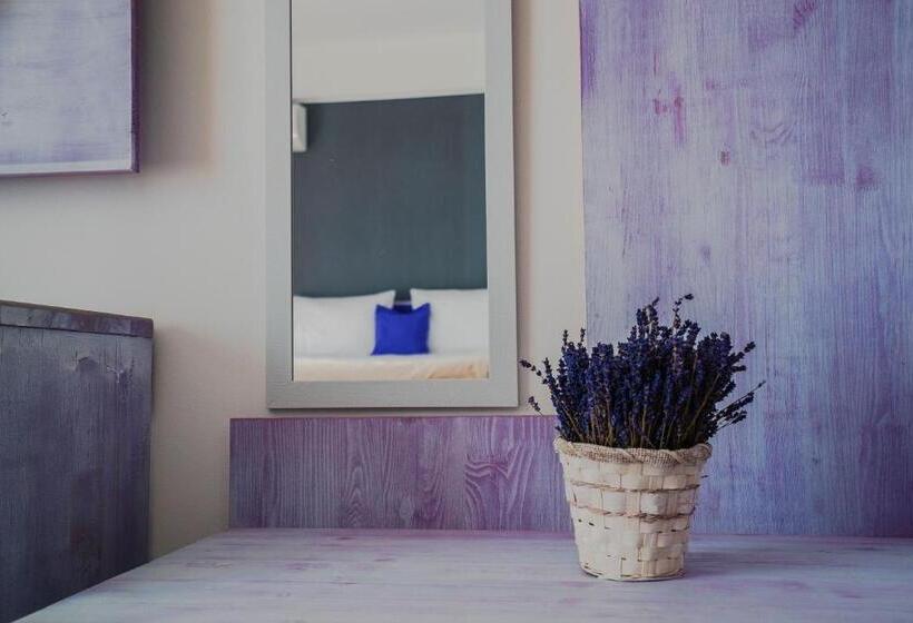 اتاق استاندارد با بالکن, Lavender Villa