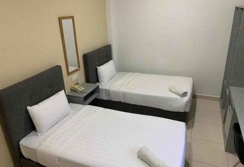 اتاق استاندارد, Pusat Belia Antarabangsa