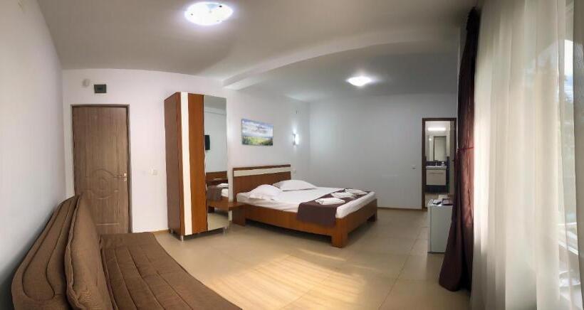 스탠다드 트리플 룸, Casa Eden Jupiter