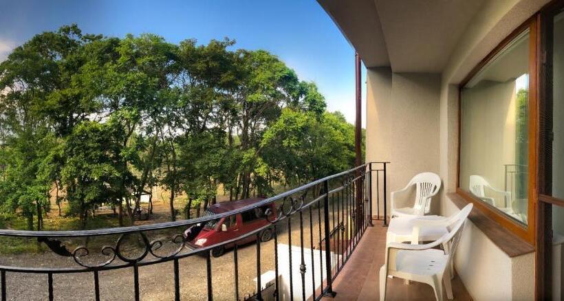 스탠다드 트리플 룸, Casa Eden Jupiter