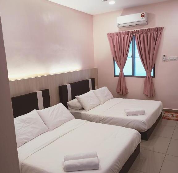 Семейный Номер, Chakkai Village Living Guest House