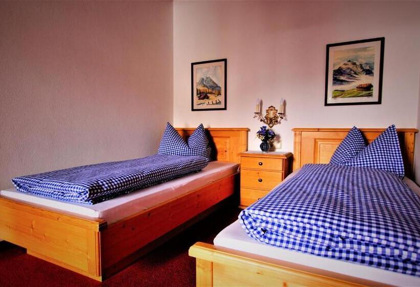 ガーデンビューファミリールーム, Ferienhaus Waldwinkl