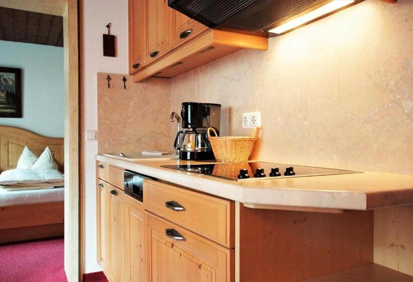 バルコニー付き１ベッドルームアパートメント, Ferienhaus Waldwinkl