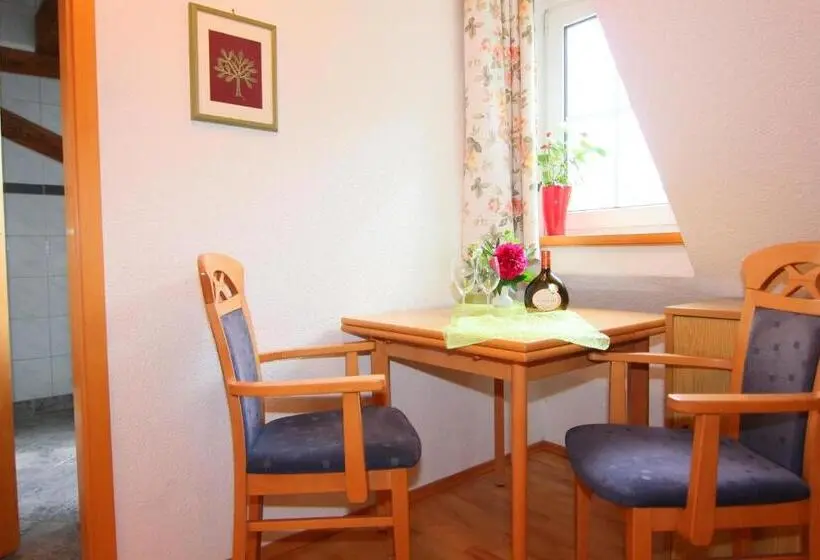 スタンダードルーム, Pension Im Vorhof