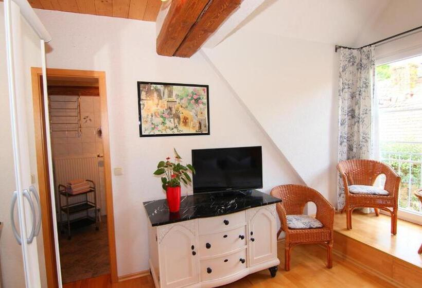 标准间, Pension Im Vorhof