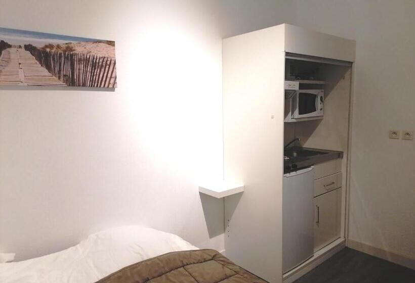 标准工作室, Les Buissonnets