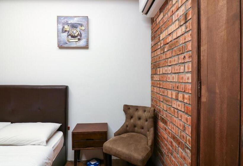 اتاق اکونومی, Urbanstay Industrial
