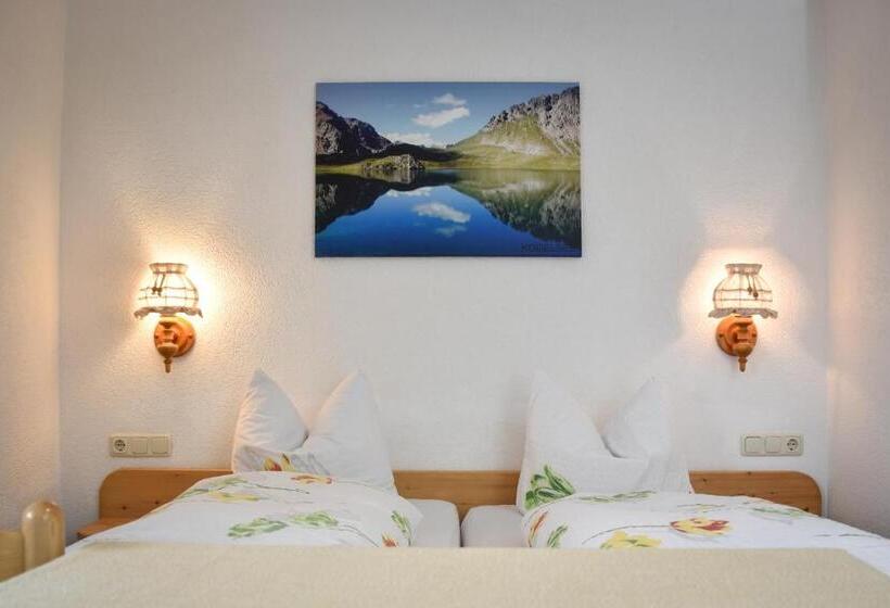 חדר קומפורט לשלושה, Gasthaus Alpenrose