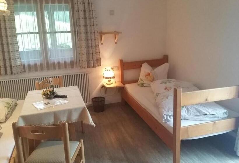 חדר קומפורט לשלושה, Gasthaus Alpenrose