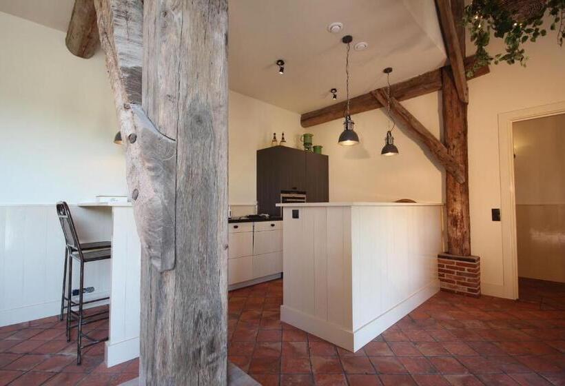 اتاق لوکس با تخت بزرگ, B&b Lhee Gaarde